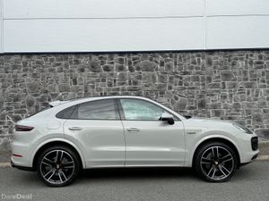 2020 Porsche Cayenne 3.0 E-Hybrid Auto Coupe FSH - Image 4