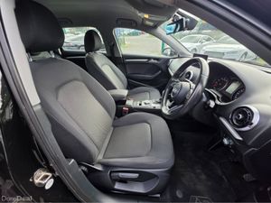 Audi A3 1.4 TFSI AUTOMATIC - REV CAMERA -  CARPLAY - Image 4