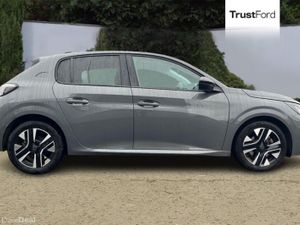Peugeot 208 1.2 PureTech 100 Allure 5dr - Image 3