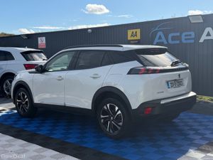 Peugeot 2008 ALLURE - 1.2L PETROL - MANUAL - 12M W - Image 4