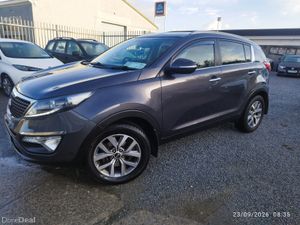 2015 Kia Sportage 1.7 crdi EXL  (top spec) - Image 2
