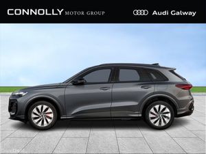 Audi Q5 E-HYBRID S-LINE QUATTRO ~BLACK PACK~ ~AMBI - Image 3