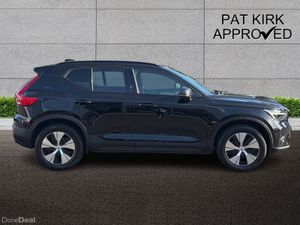 Volvo XC40 1.5 T4 Recharge PHEV Plus Dark 5dr Auto - Image 3
