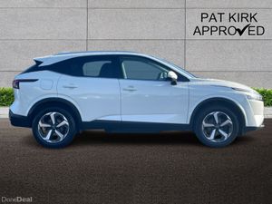 Nissan Qashqai Hatchback N-Connecta - Image 3