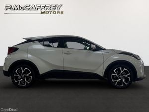 2020 Toyota C-HR Luna Sport Leather Reversing Came - Image 4