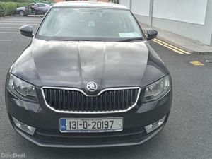 SKODA OCTAVIA / 2013 / 1.6 DIESEL / MANUAL - Image 2