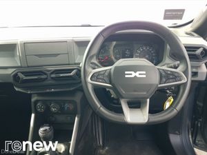 Dacia Duster ESSENTIAL - Image 2