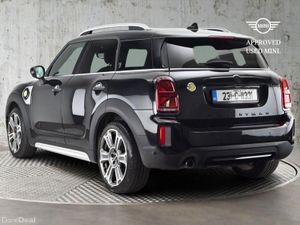 Mini Countryman Cooper S E Exclusive - Image 2