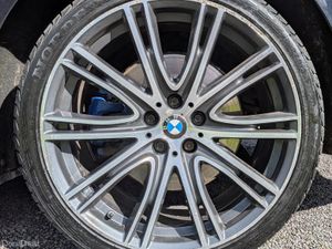 BMW 5-Series M-SPORT/ AUTO/NEW NCT 09/28 - Image 3