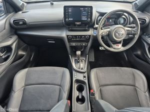 Toyota Yaris Cross ** GR SPORT ** CONTRAST BLACK R - Image 2