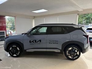 Kia Seltos K3 HEV **3.9% FINANCE** - Image 2