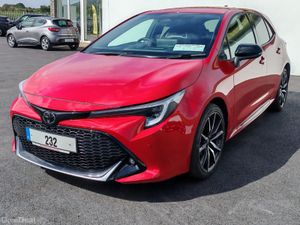 Toyota Corolla GR Sport 2023 - Image 2