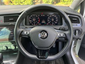 Volkswagen Golf R-LINE PACK 1.2 TSI AUTO // NEW 19 - Image 4