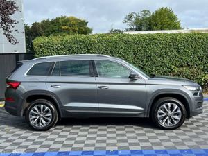 Skoda Kodiaq 7-SEATER AMBITION 2.0 TDI AUTO // REV - Image 2