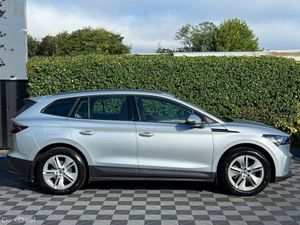 Skoda Enyaq 60 IV 58KWH // LOW MILEAGE // 19" ALLO - Image 2