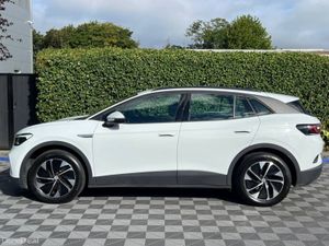 Volkswagen ID.4 PURE 52KWH // ADAPTIVE CRUISE CONT - Image 3