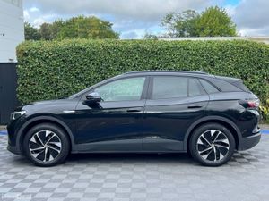 Volkswagen ID.4 PURE 52KWH // LEATHER/ALCANTARA HE - Image 3