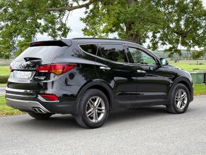 Hyundai Santa Fe 2017 Executive 4WD - Image 4
