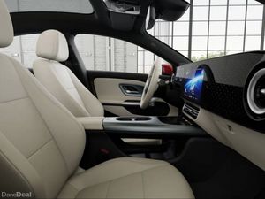 Mercedes-Benz CLA CLA 200 SALOON PROGRESSIVE LINE - Image 4