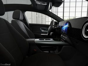 Mercedes-Benz CLA CLA 200 SALOON PROGRESSIVE LINE - Image 4