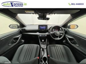 Toyota Yaris 1.0 - Image 2