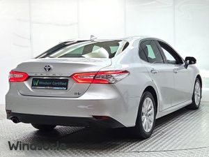 Toyota Camry Hybrid G - Image 3