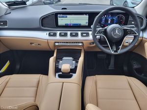 Mercedes-Benz GLE GLE350de PHEV 4MATIC AMG SPORT E - Image 4