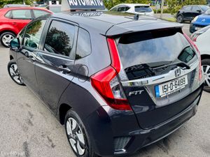 2015Honda FIT/JAZZ 1.5 Hybrid automatic - Image 4