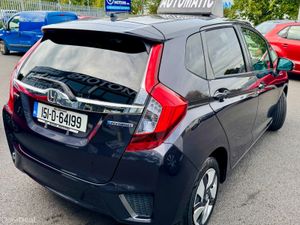 2015Honda FIT/JAZZ 1.5 Hybrid automatic - Image 3