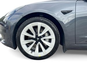 Tesla Model 3 2023 - Image 4