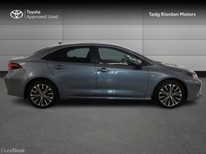 Toyota Corolla LUNA SPORT SALOON - Image 3