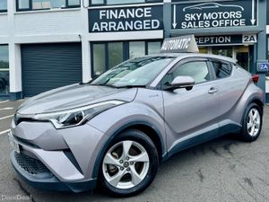 Toyota C-HR 2017 - Image 2