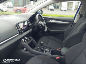 Skoda KAROQ 1.0 TSI SE Drive 5dr - Image 2