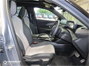 Peugeot 2008 100kW GT Premium 50kWh 5dr Auto - Image 4