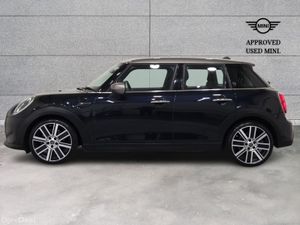 Mini Cooper 5-Door Cooper Exclusive - Image 4