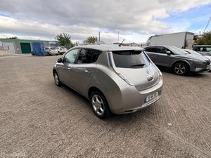 Nissan Leaf 2015 - Image 4