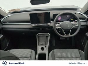 Volkswagen T-Roc LIFE+ 1.5TSI 116HP MHEV *REAR CAM - Image 2