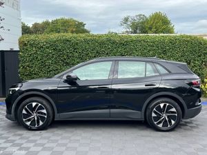 Volkswagen ID.4 PURE 52KWH // PARKING SENSORS // L - Image 3