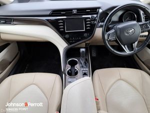 Toyota Camry 2.5 Camry Hybrid Platinum - Image 4