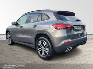 Mercedes-Benz GLA GLA200d Progressive Plus AUTO *( - Image 3