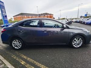 TOYOTA COROLLA 1.4 D-4D LUNA - Image 4