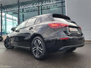 Mercedes-Benz A-Class A180 Progressive AUTO *(NIGH - Image 3