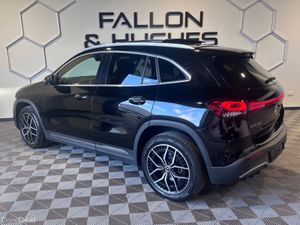 MERCEDES BENZ EQA 250 AMG LINE  PREMIUM / HIGH SPE - Image 4