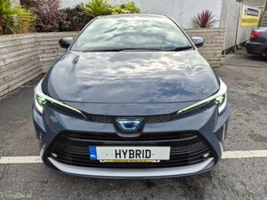 Toyota Corolla 1.8 HYBRID / WXB SPORT / HIGH SPEC - Image 4