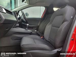 Renault Clio Iconic 1.0 Petrol TCe 100BHP 5DR - Image 4