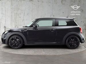 Mini Cooper 3-Door Cooper Sport - Image 3