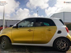 SMART FORFOUR AUTO 2018 WHITE - 4 SEAT CITY CAR - Image 3