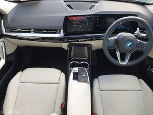 BMW iX1 eDrive20 Sport - Image 4