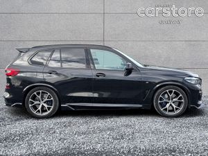 BMW X5 xDrive45e **Kitted** M Sport Pro - Image 2