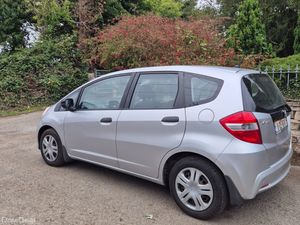 Honda Jazz 2011 1.2 petrol - Image 2